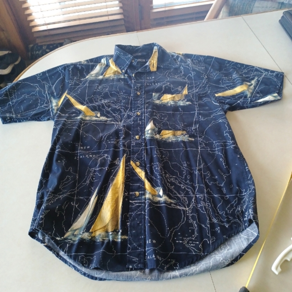 Vintage Nautica Men's Button Shirt